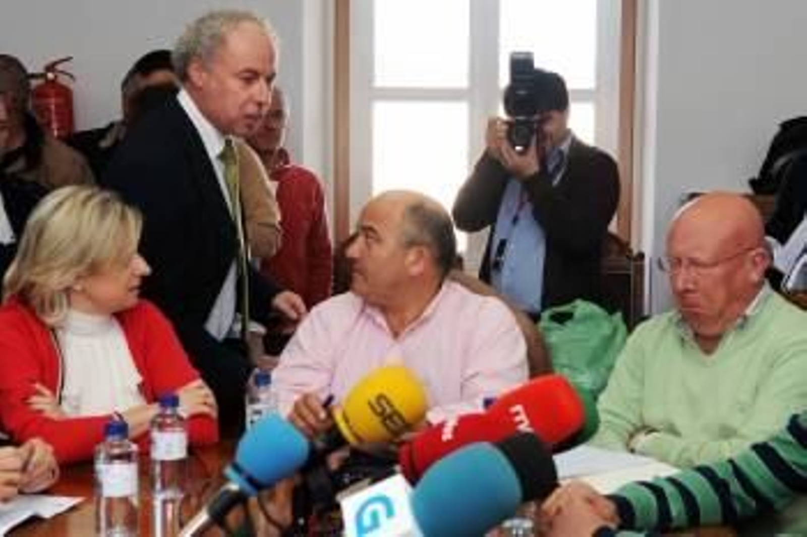 Santiso Miramontes, en abril de 2009, el día de la moción de censura que le devolvió a la alcaldía (Foto: ARCHIVO)