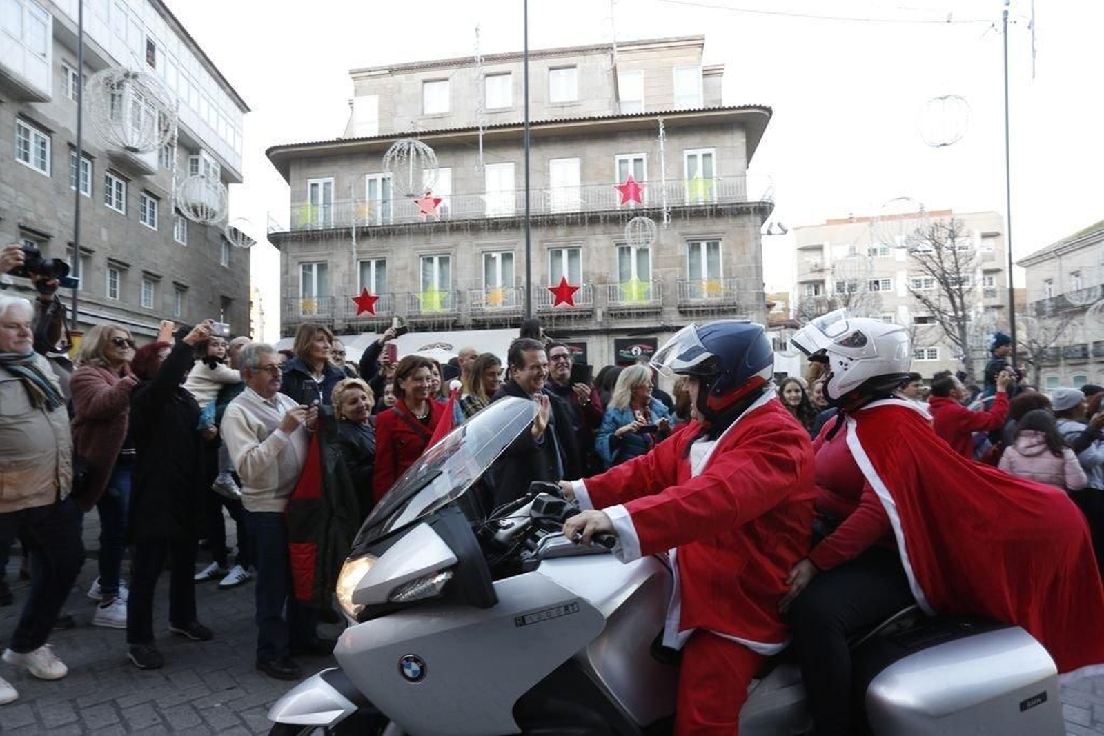 La papanoelada motera toma las calles de Vigo 93