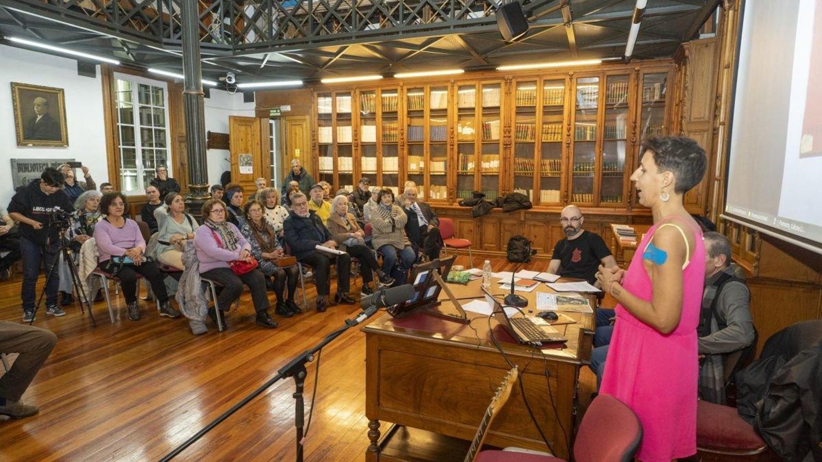 Con SorPresa interviron Daniel Palleiro, José Luis Mateo e Gonzalo Navaza.