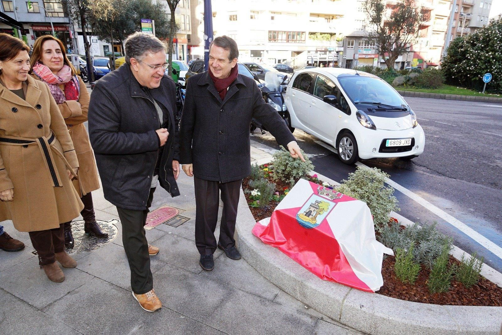 Caballero visitó ayer la humanización de Gregorio Espino acompañado por parte de su gobierno.