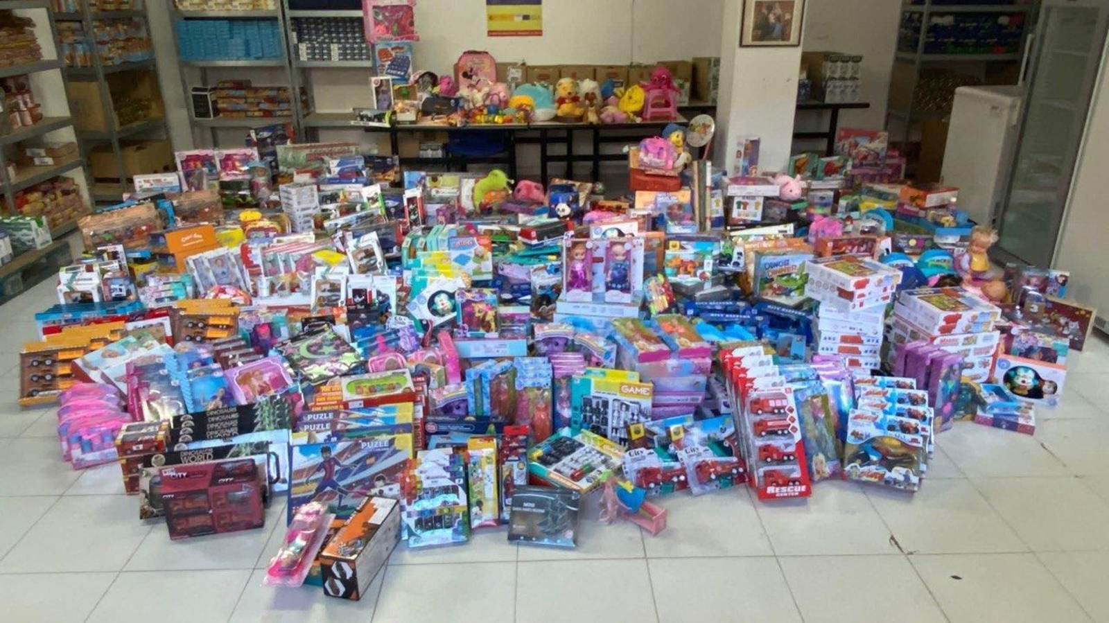 Los juguetes recogidos por la Asociación de Bomberos de Vigo.