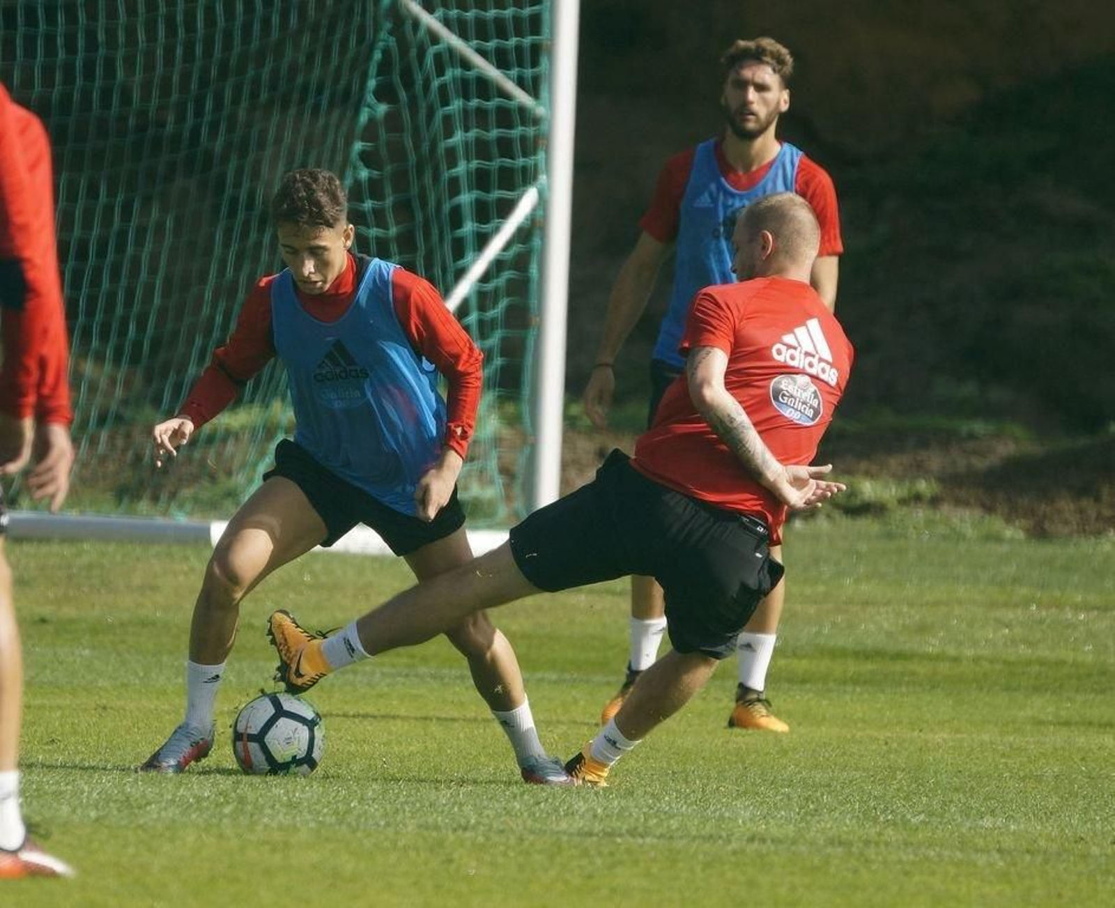 Emre Mor, último fichaje del verano, es a sus 20 años el futbolista más joven de la plantilla del Celta.