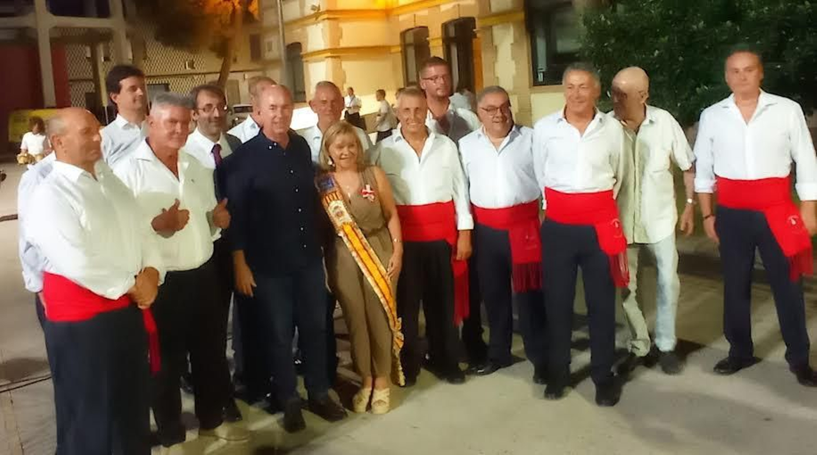 Coro El Liguerucu de Campoó del Medio, Cantabria, en Massanassa, Comunidad Valenciana