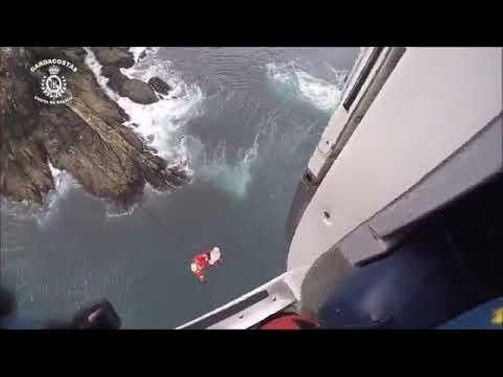 El «Pesca 1» rescata a un hombre de 70 años en Monteferro