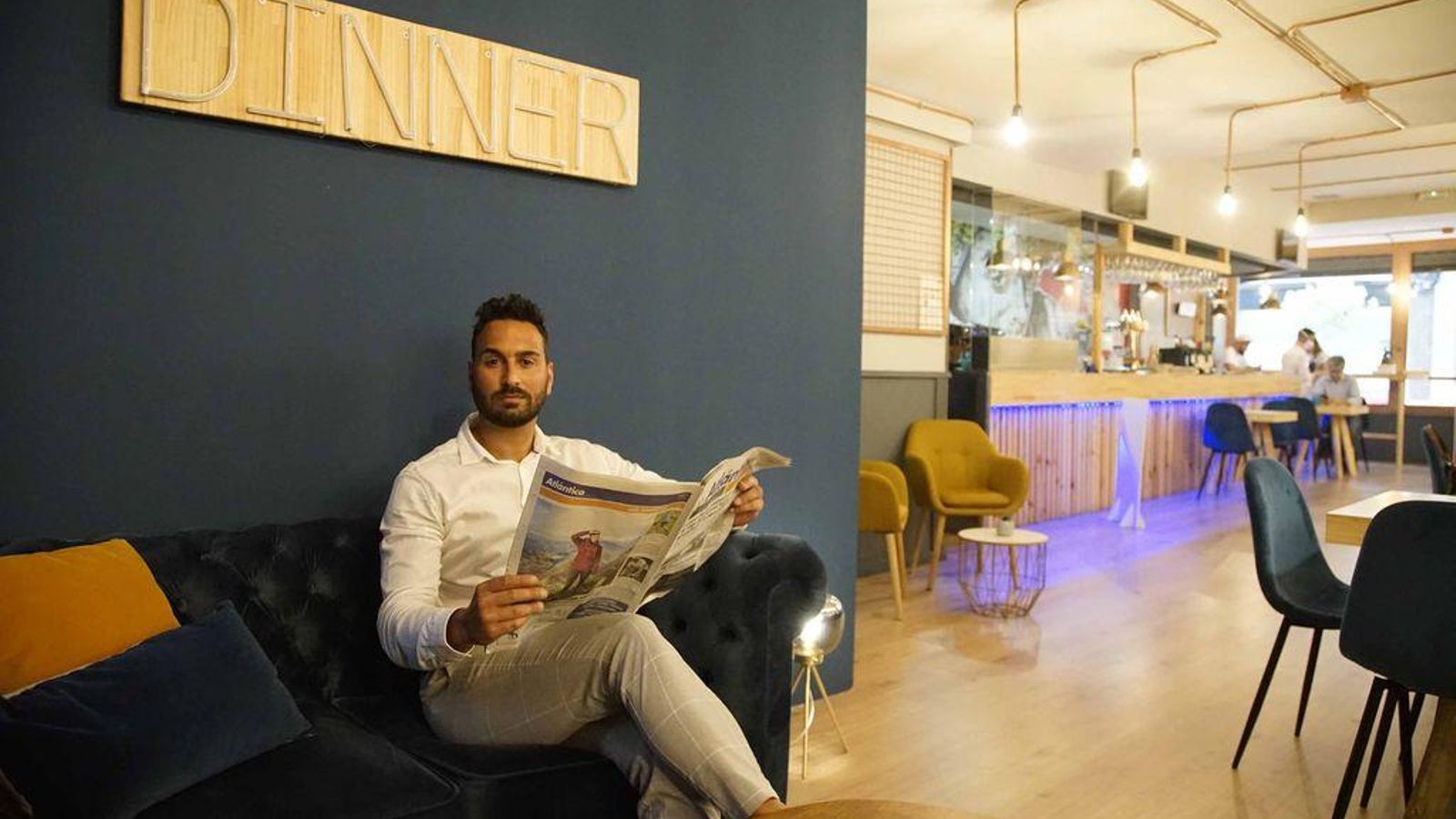 Jesús Míguez, en La Cultural que reabrió esta semana en Zamora, 57.