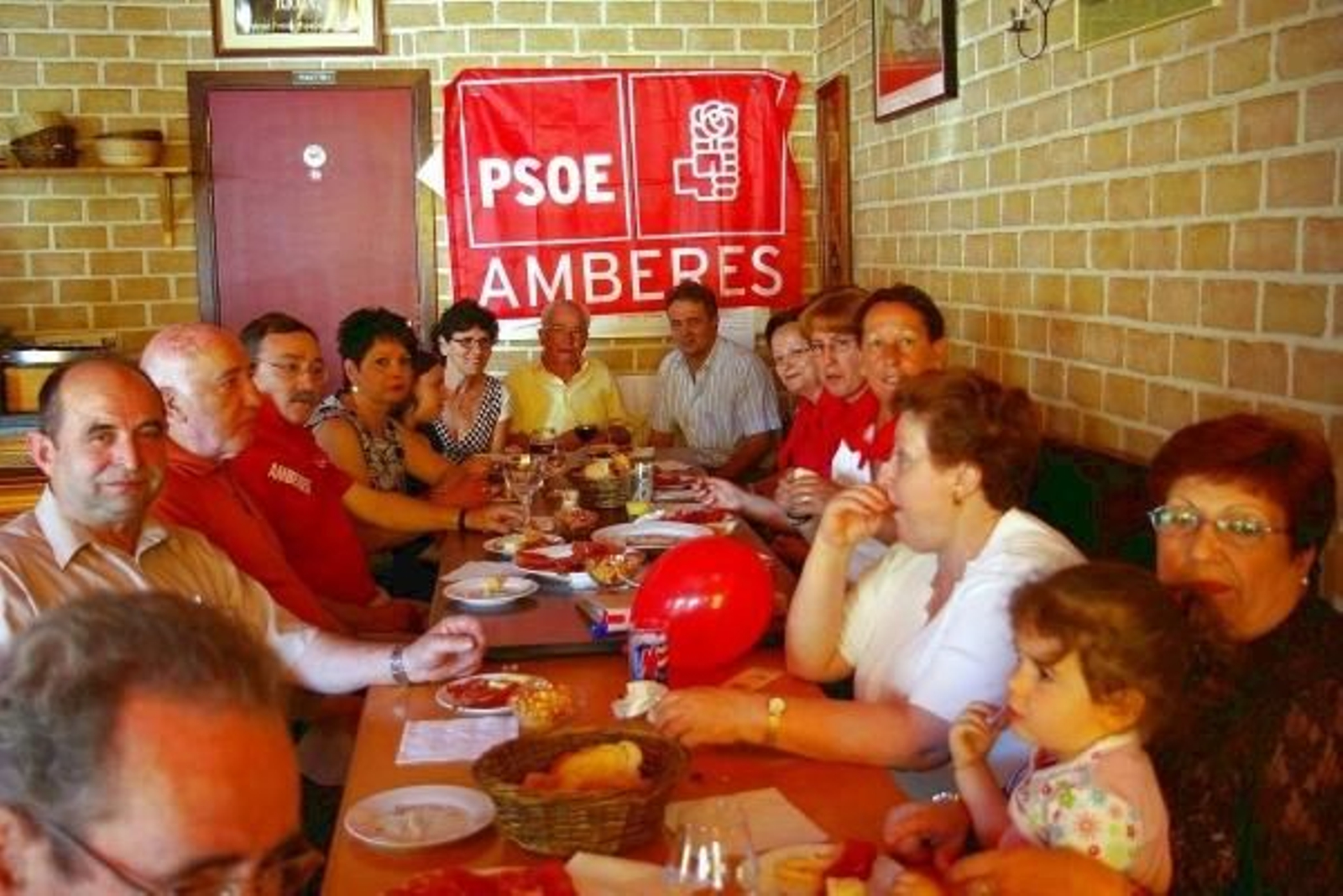Reunión de la agrupación del PSOE en Amberes.