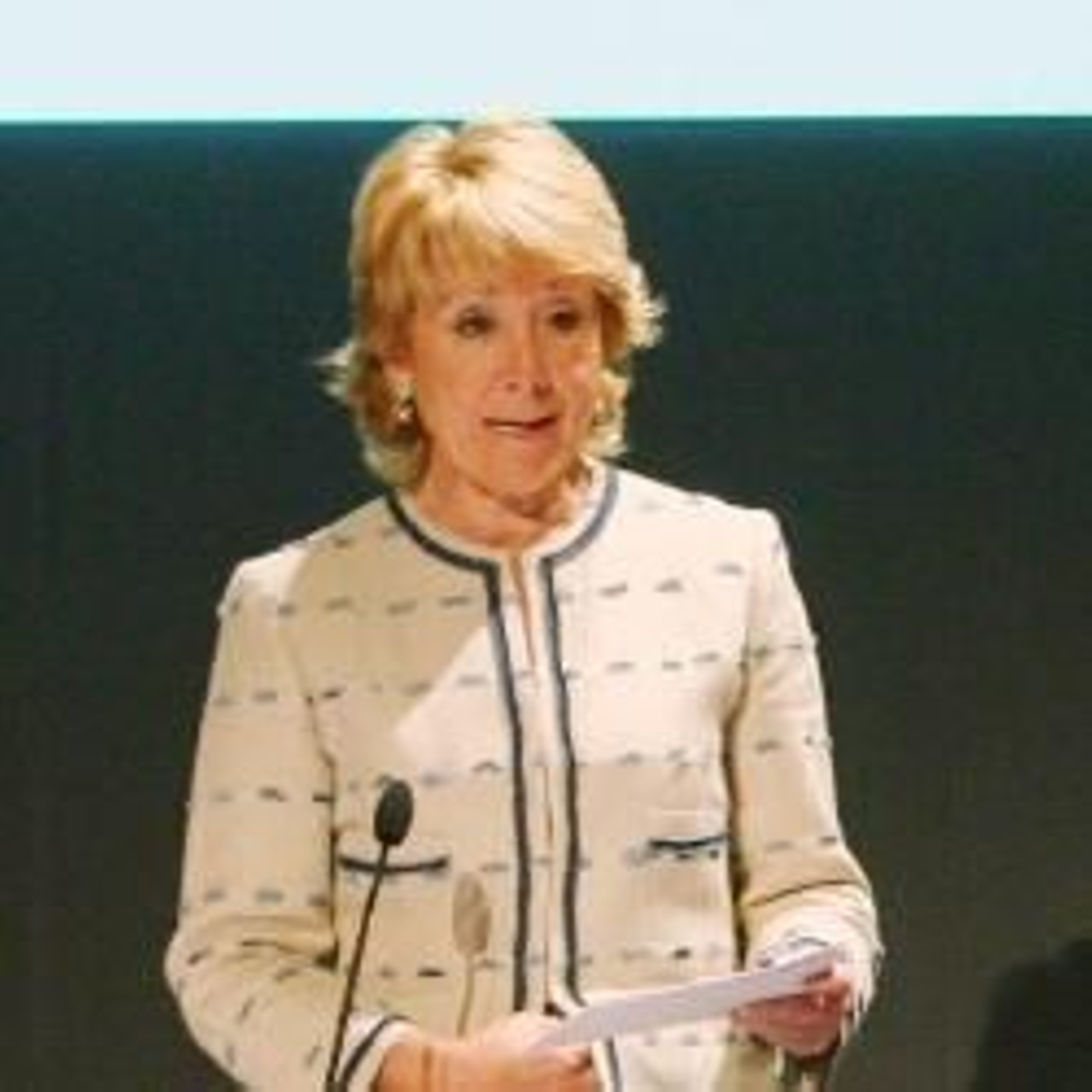 La presidenta madrileña durante su comparecencia de hoy,