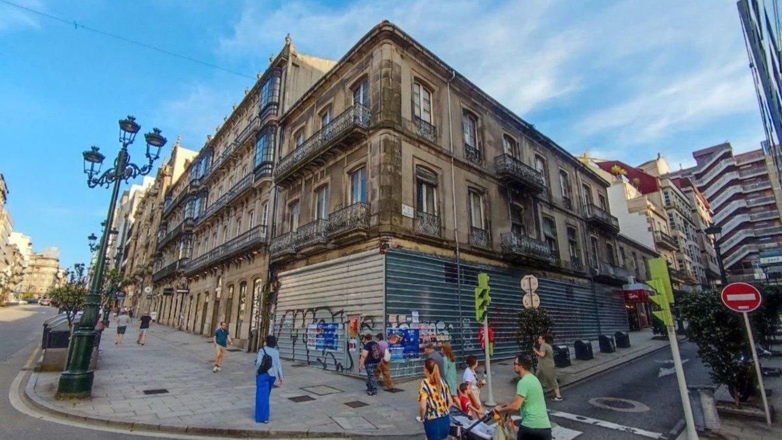 El proyecto contempla añadir una planta al edificio de Urzaiz 22 con la calle Magallanes.