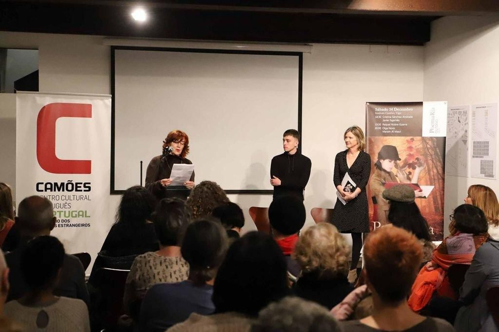 PoemaRía, el festival de poesía contemporánea, se celebró ayer en el Centro Camões.