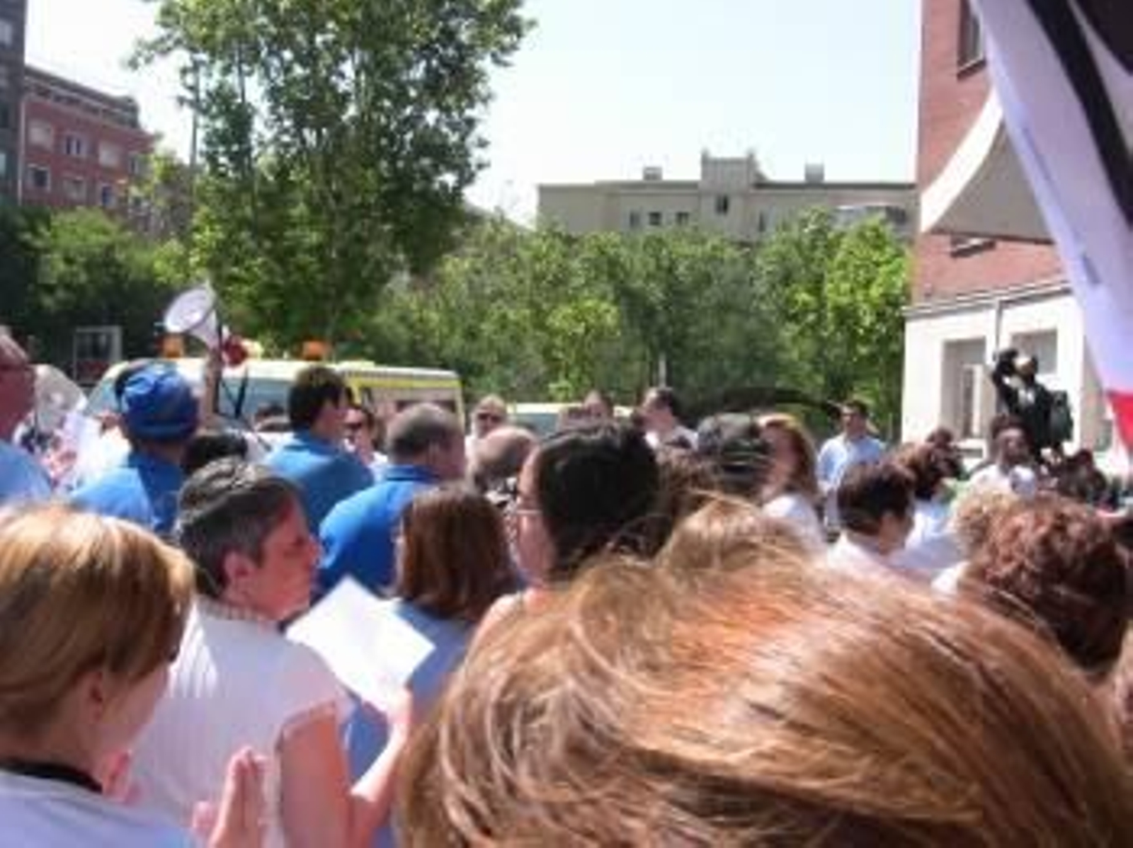 Protesta de sanitarios catalanes contra los recortes de la Generalitat. (Foto: ARCHIVO)