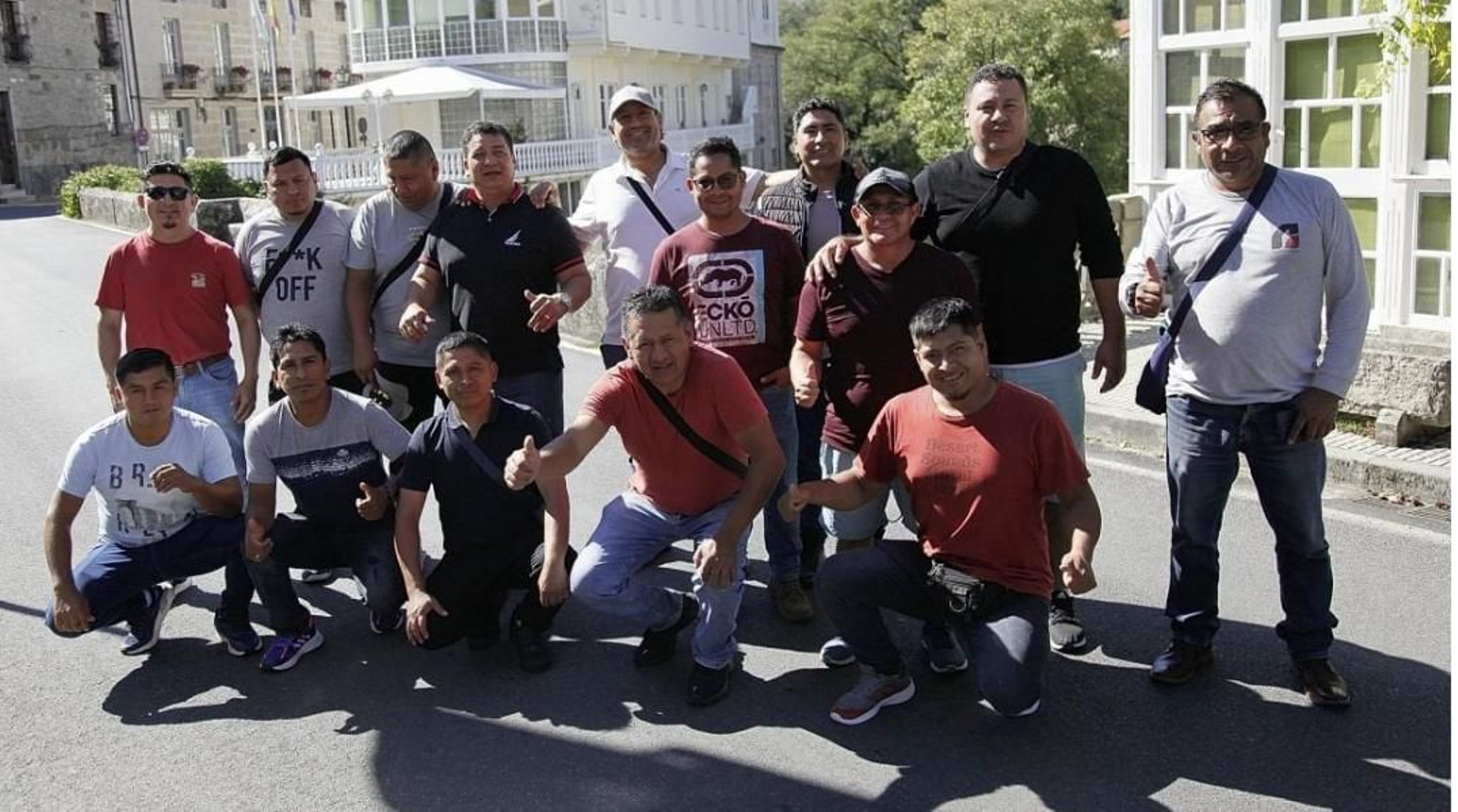 Peruanos albañiles en Ourense