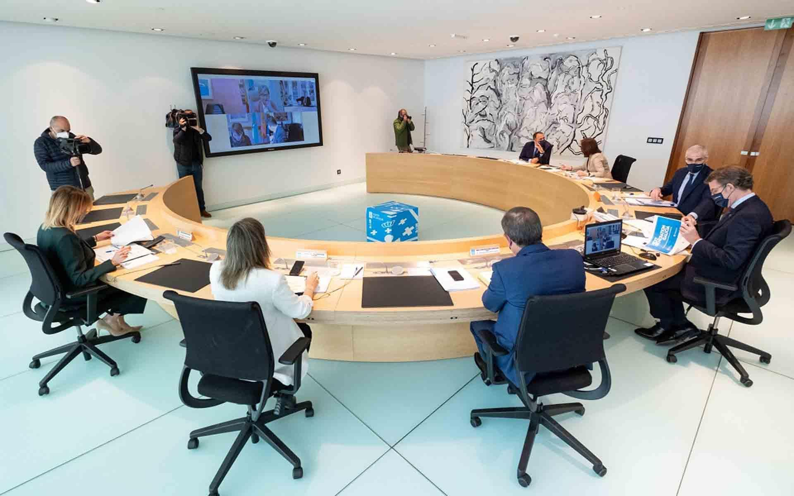 Foto de archivo del Consello de la Xunta en el que se aprobaron las bases de las Ayudas de Emergencia Social para gallegas y gallegos residentes en el exterior