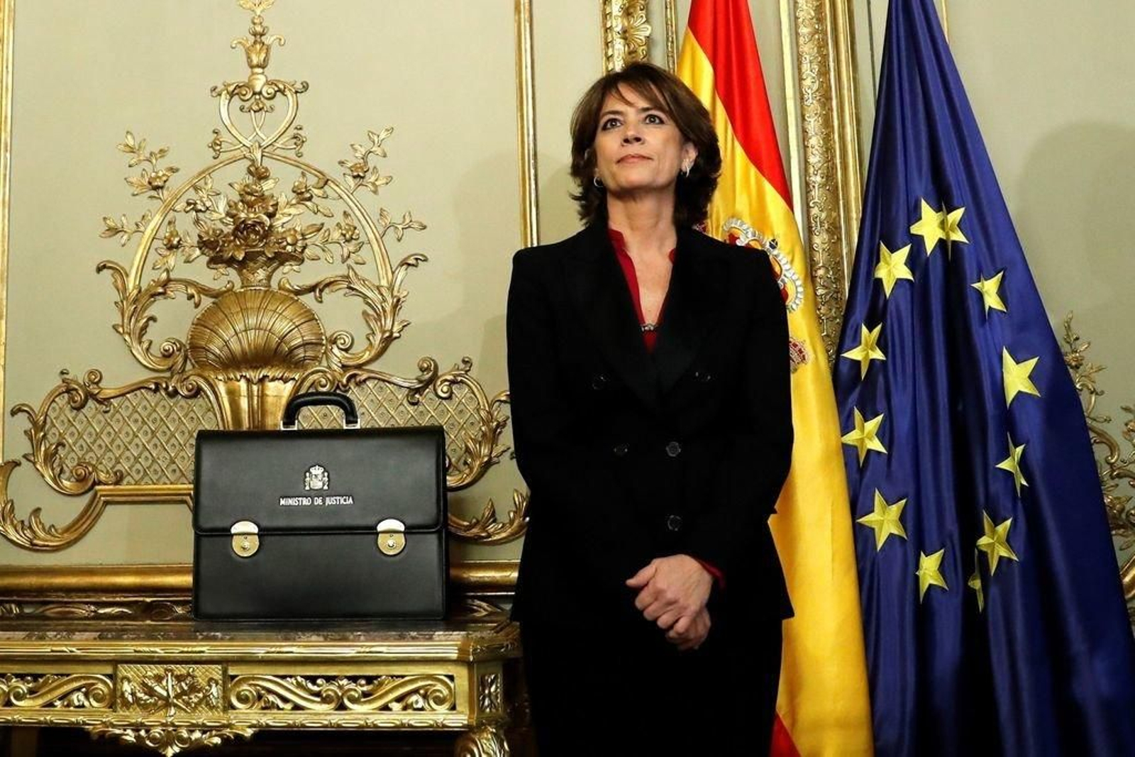 Delgado, durante la ceremonia de traspaso de carteras a su sucesor, Juan Carlos Campo.