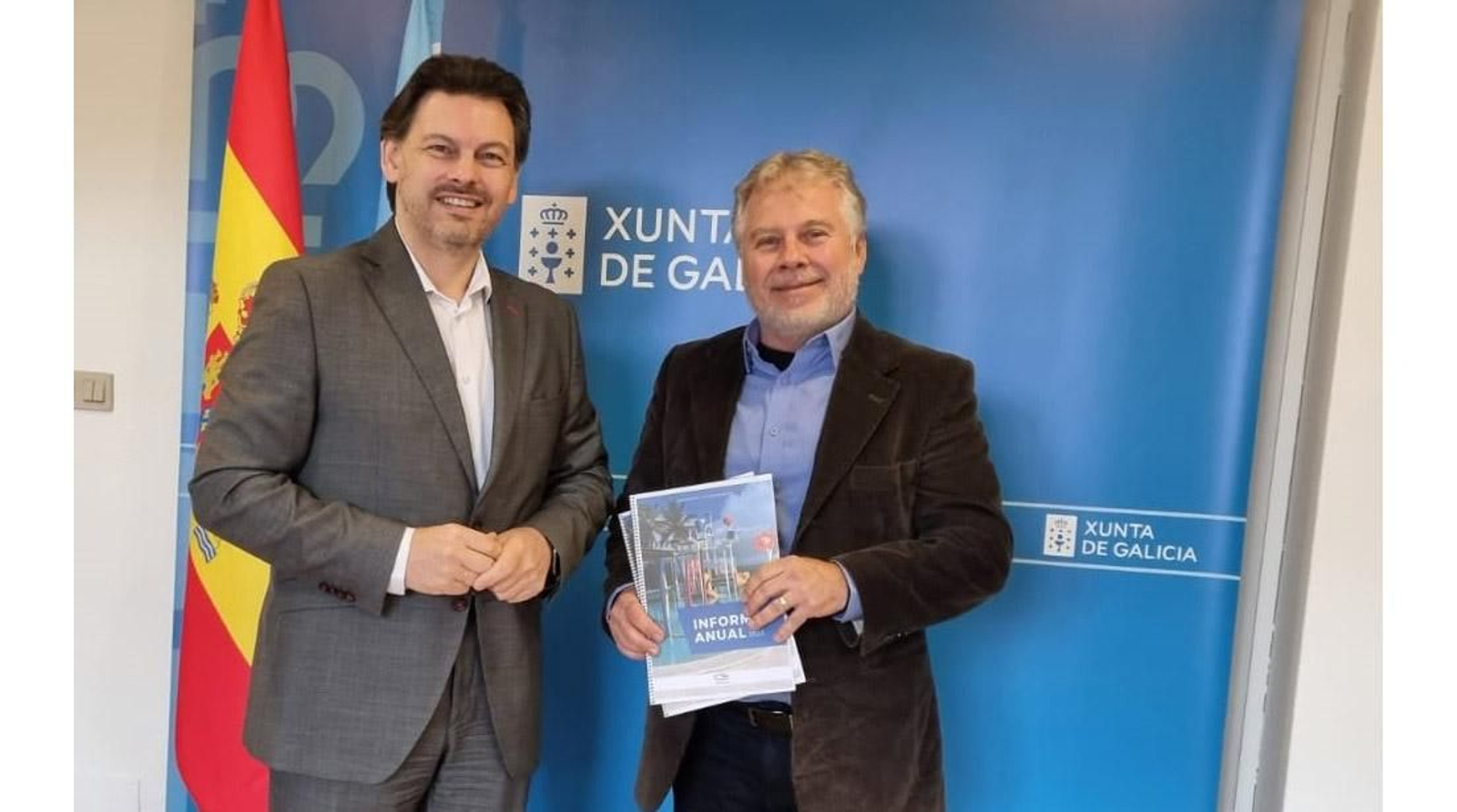 Antonio Rodríguez Miranda y Alberto Cerviño, en la sede de la SXE en la capital de Galicia