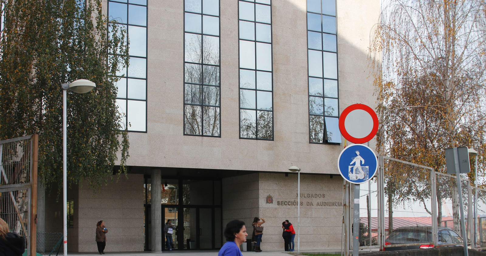 Los juzgados aliviaron en 2016 su carga, aunque continúan por encima de los módulos establecidos y con más nivel de resolución de Galicia.