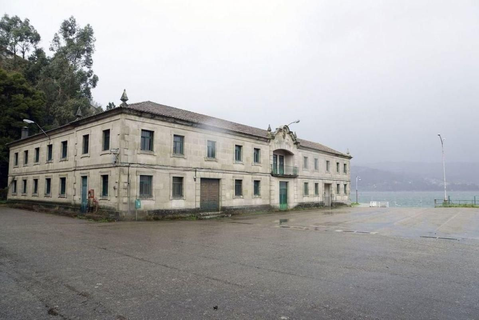 Estado actual del edificio Siemens en la ETEA.