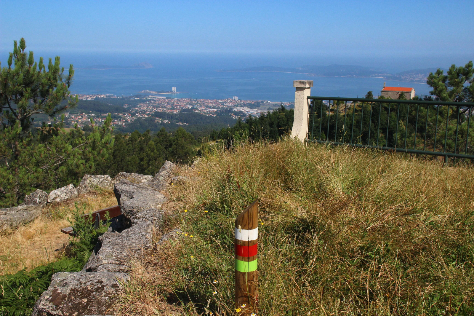 El nuevo sendero de Valadares pasa por las cumbres más altas de esta parroquia.