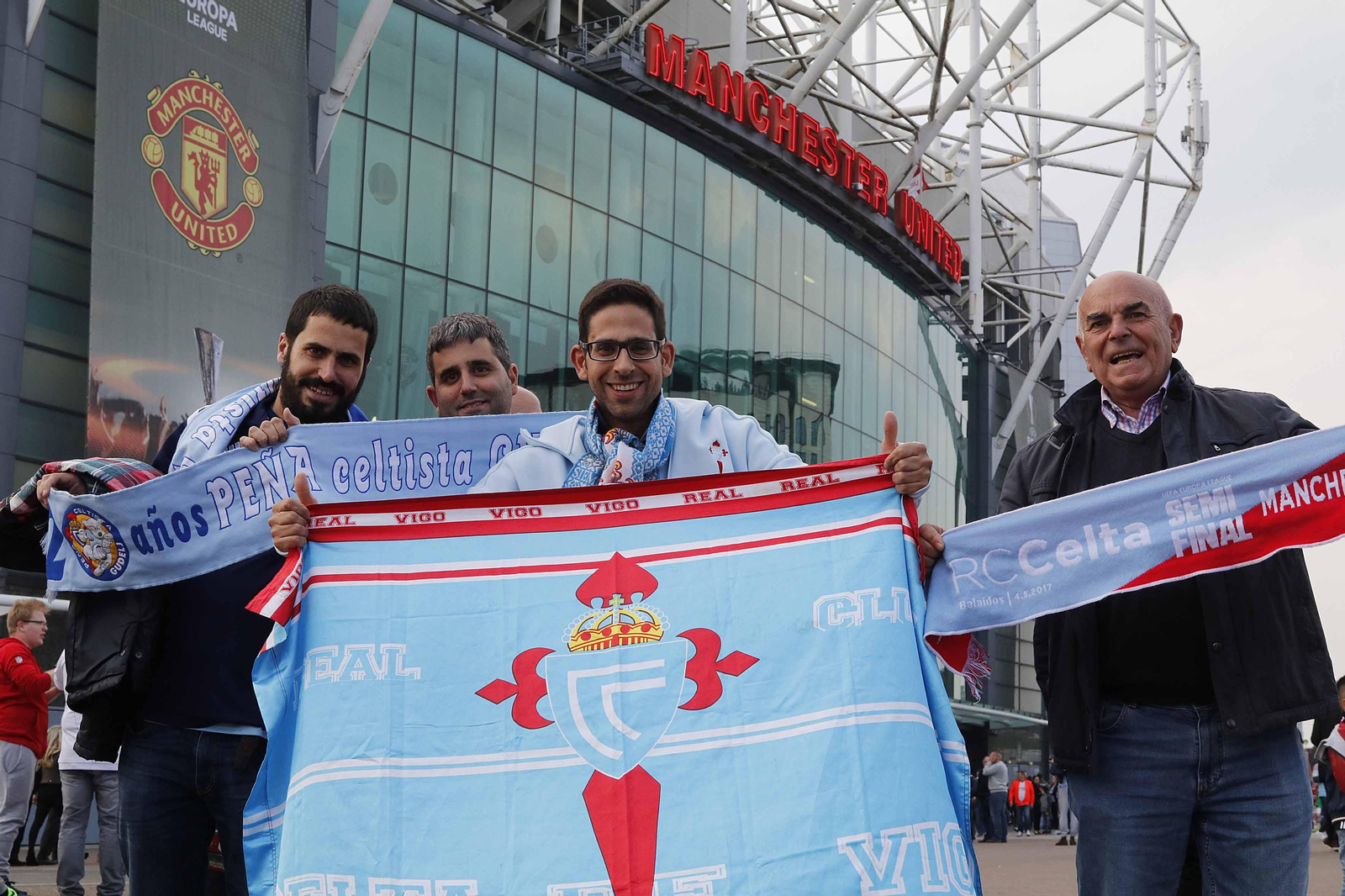 El viaje de la afición celeste a Manchester, el 11 de mayo de 2017. // J.V. Landín