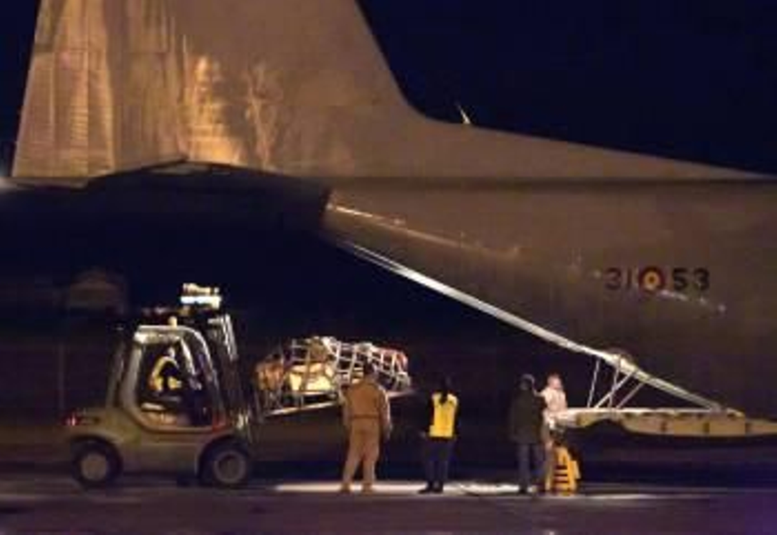 Carga del material enviado a Mali. (Foto: CEBOLLADA)