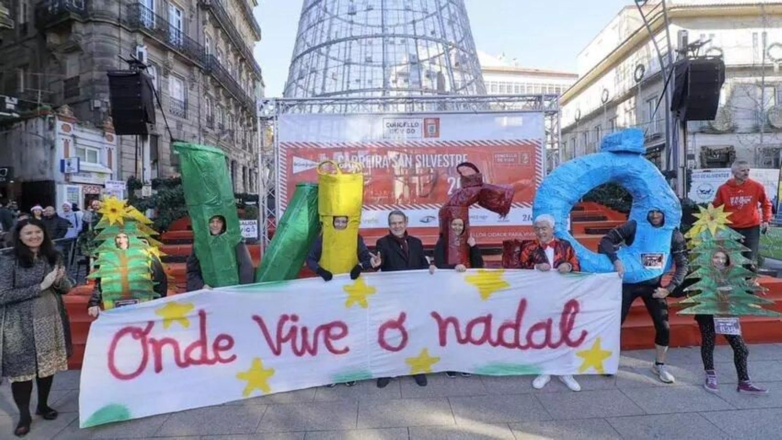 Galería | Vigo corre la San Silvestre 2024 entre multitud de disfraces