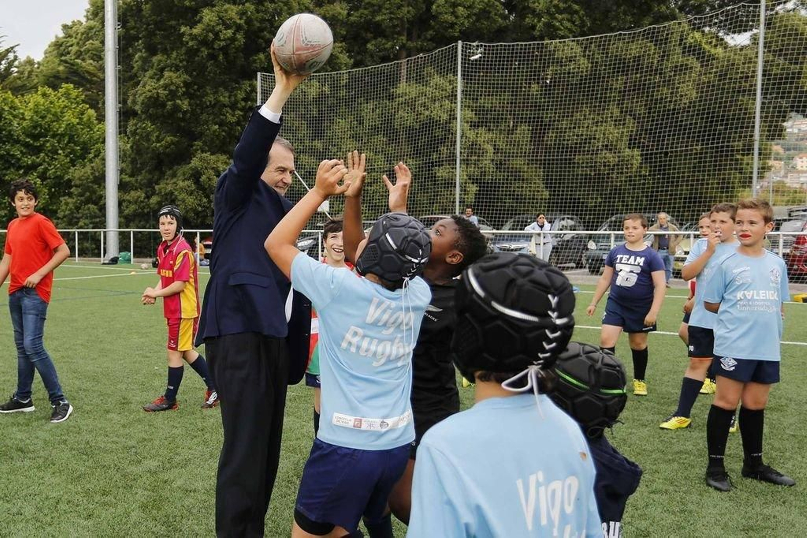 Continúan las clausuras de escuelas deportivas con la de rugby