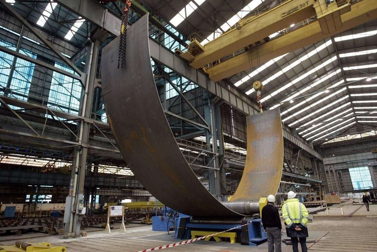 Estructuras que Navantia Ferrol construye para un parque eólico marino.