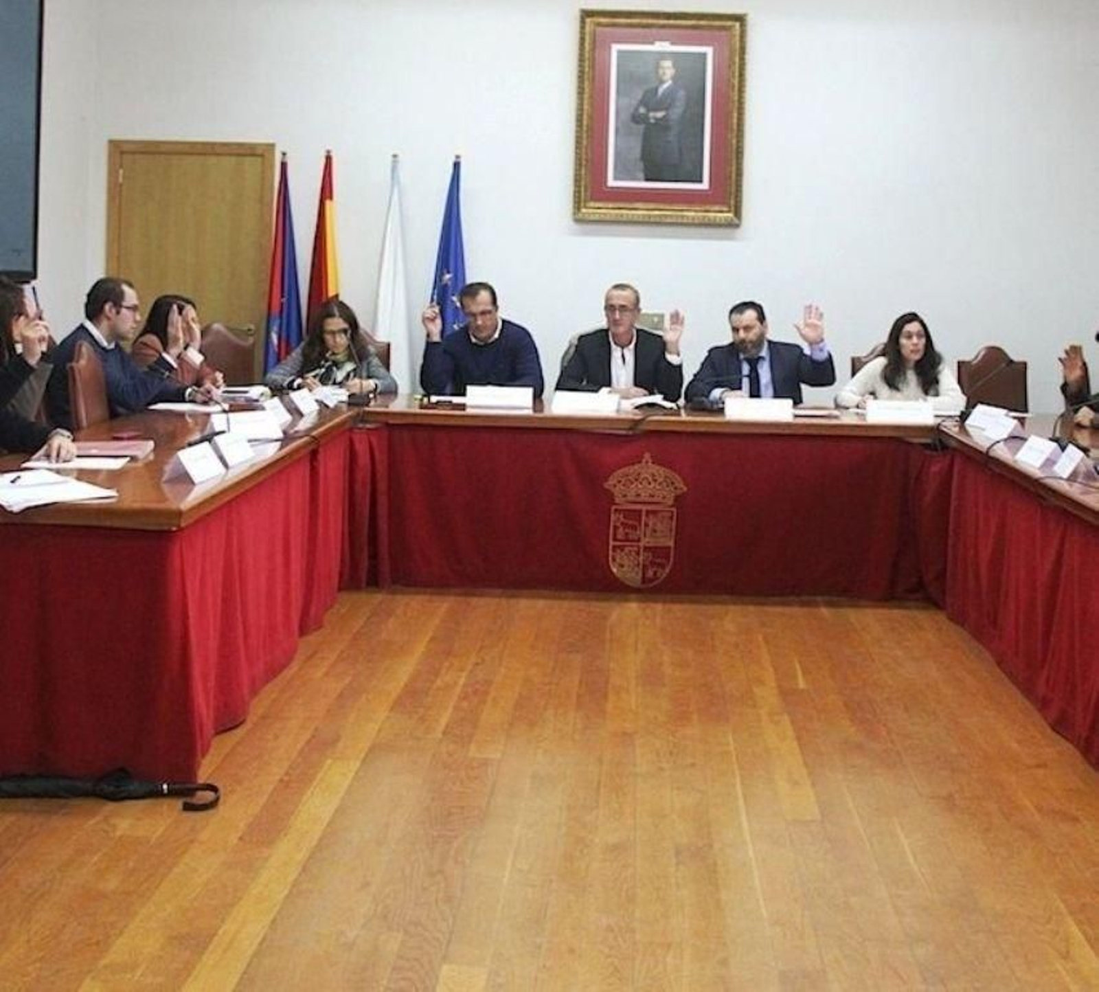 Los tres alcaldes respaldaron el plan de saneamiento de Intervención.