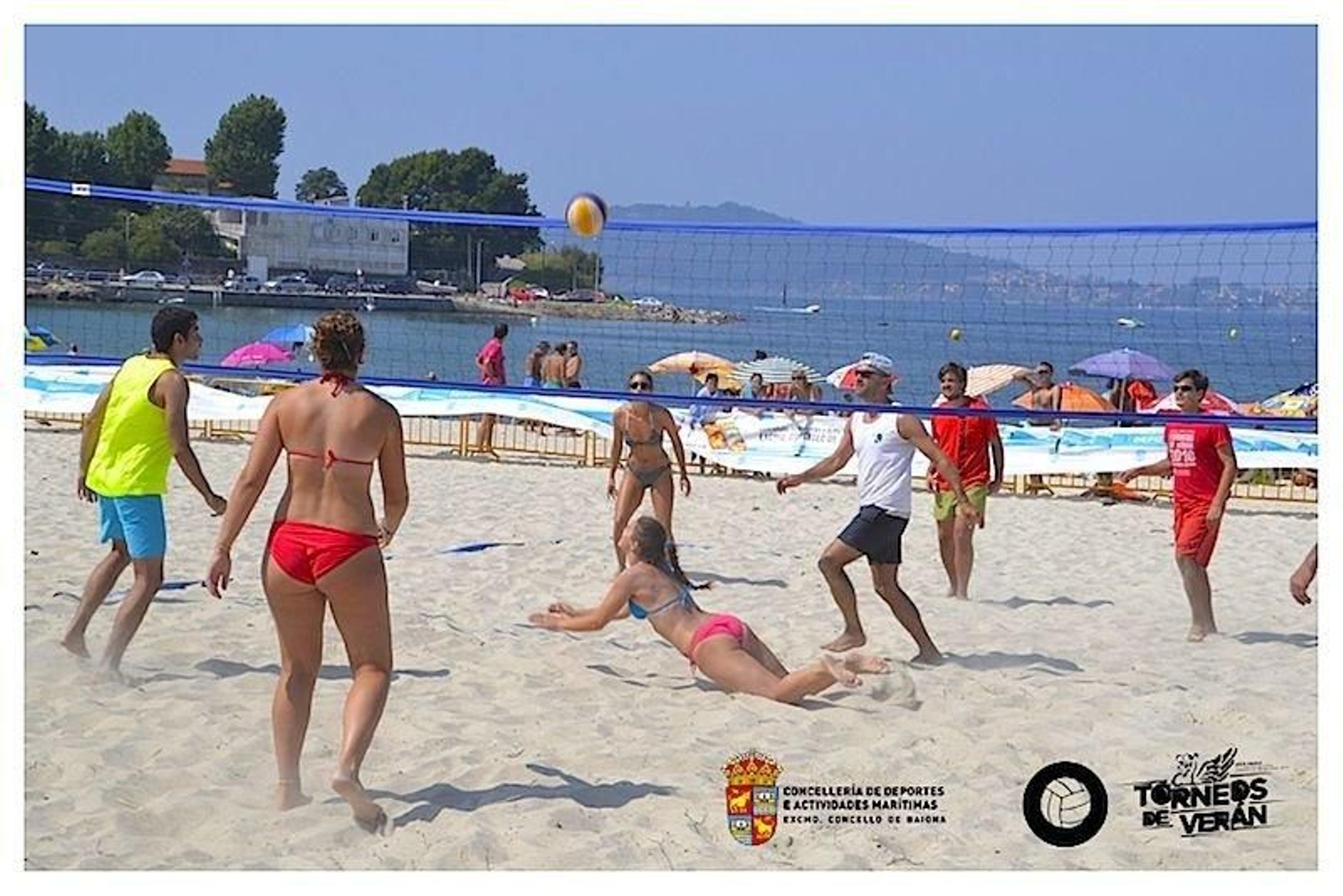 Imagen de uno de los partidos disputados en la playa de Ladeira.