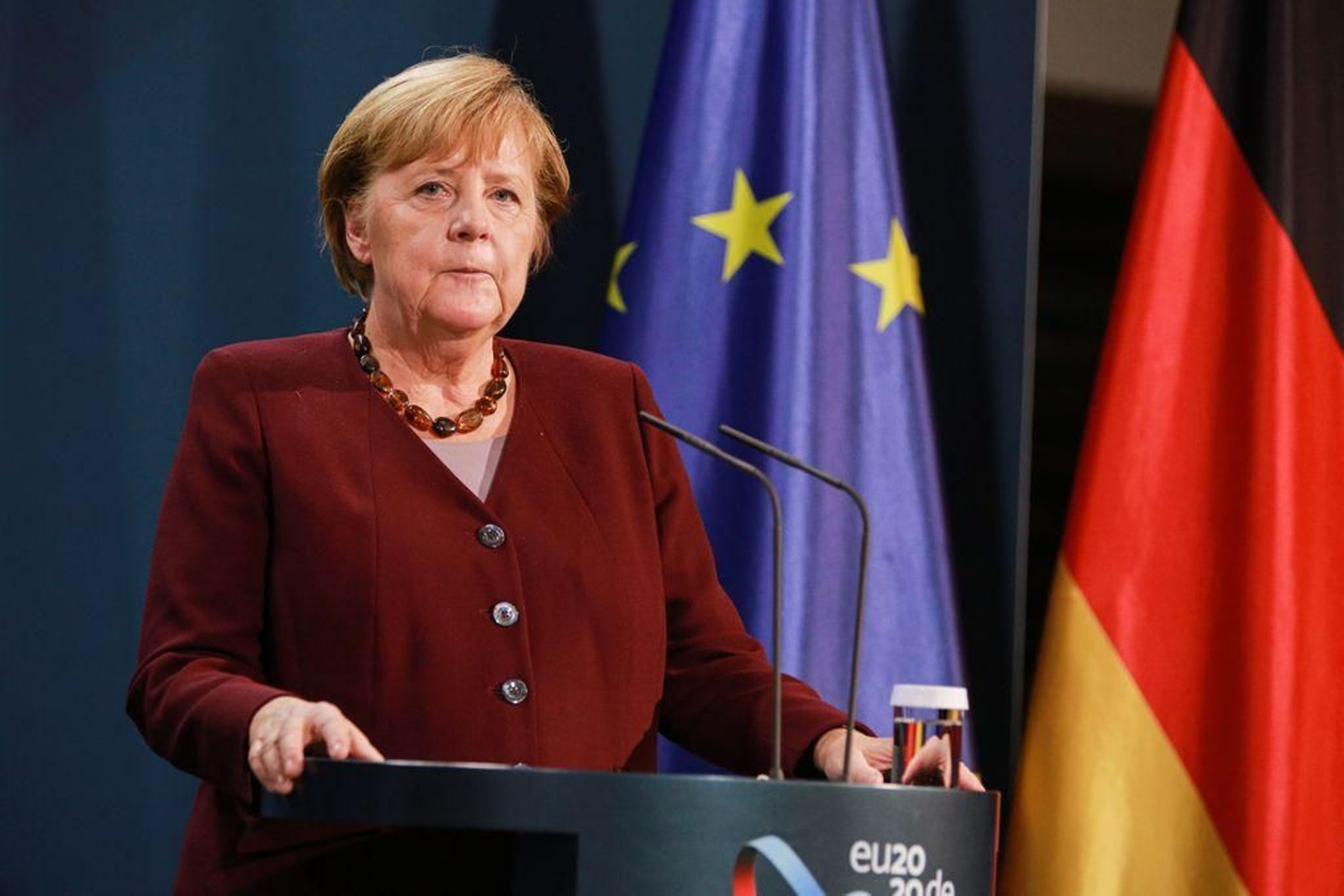 La cancillera alemana, Ángela Merkel, habla para la prensa tras la cumbre telemática del G-20.