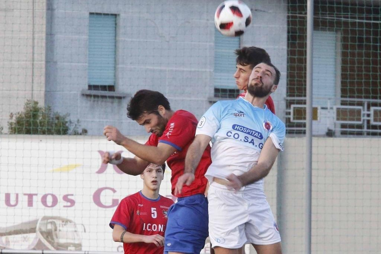 El Choco y la UD Ourense empataron  (2-2) en el partido de la primera vuelta en Redondela.