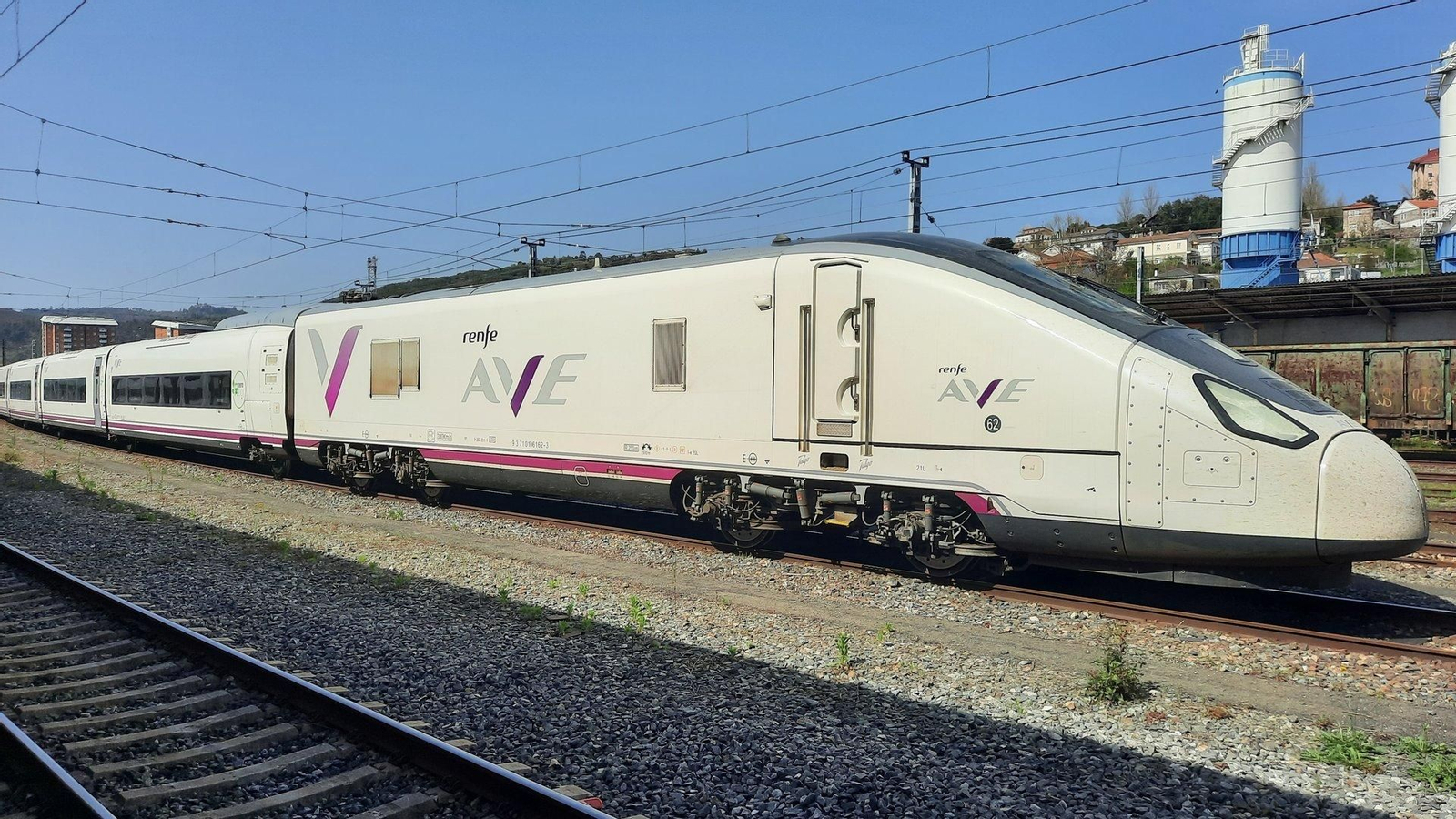 AVE de Renfe estacionado.
