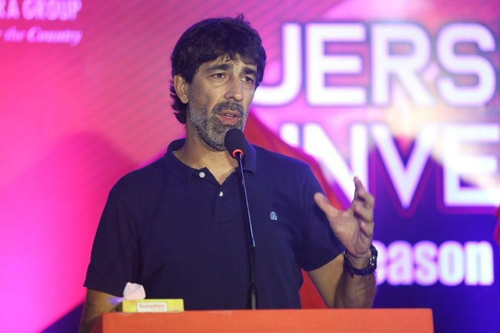 Óscar Bruzon
Entrenador en Bangladesh