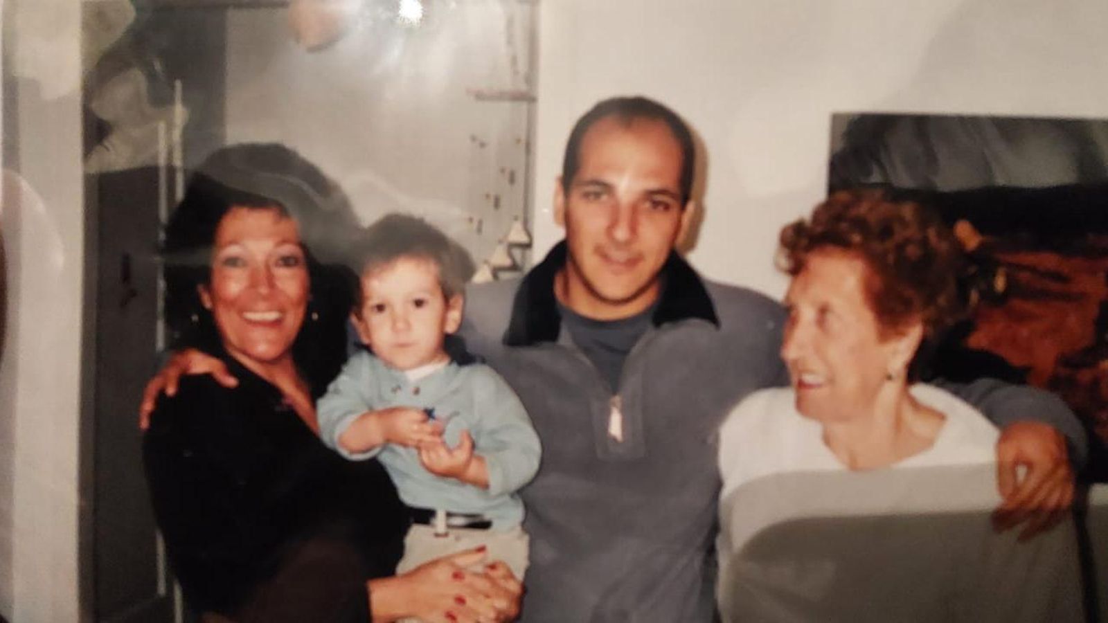 Argentina Eloy, con su madre Lolita, su hijo Alejo y su abuela Dona Lola web