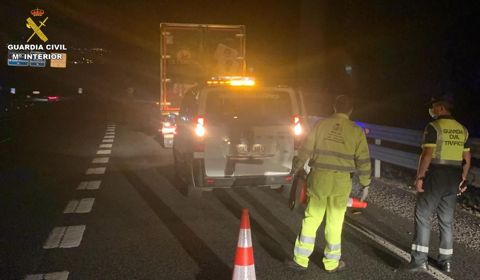 La Guardia Civil intercepta a un camionero que quintuplica la tasa máxima de alcoholemia en la A-52