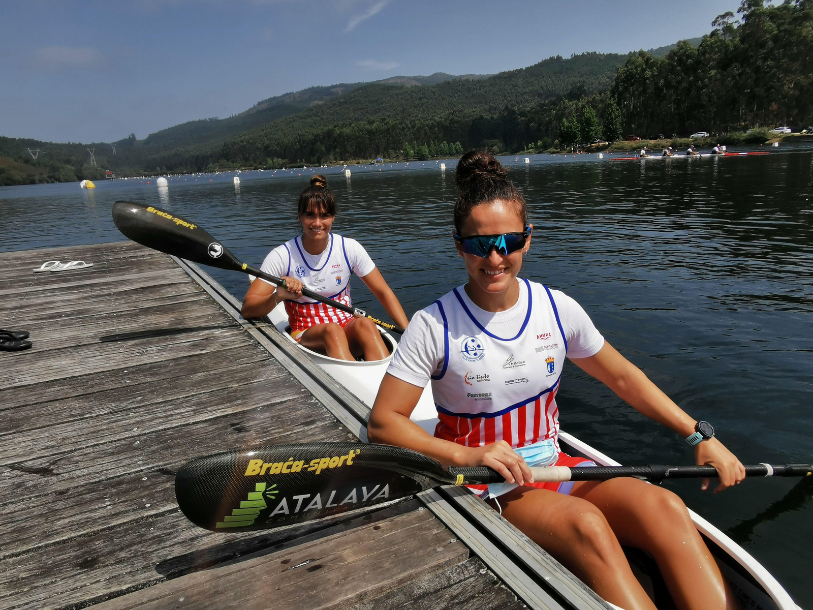Tania Fernández y Sara Ouzande lograron el triunfo en la prueba de K2 500 metros.