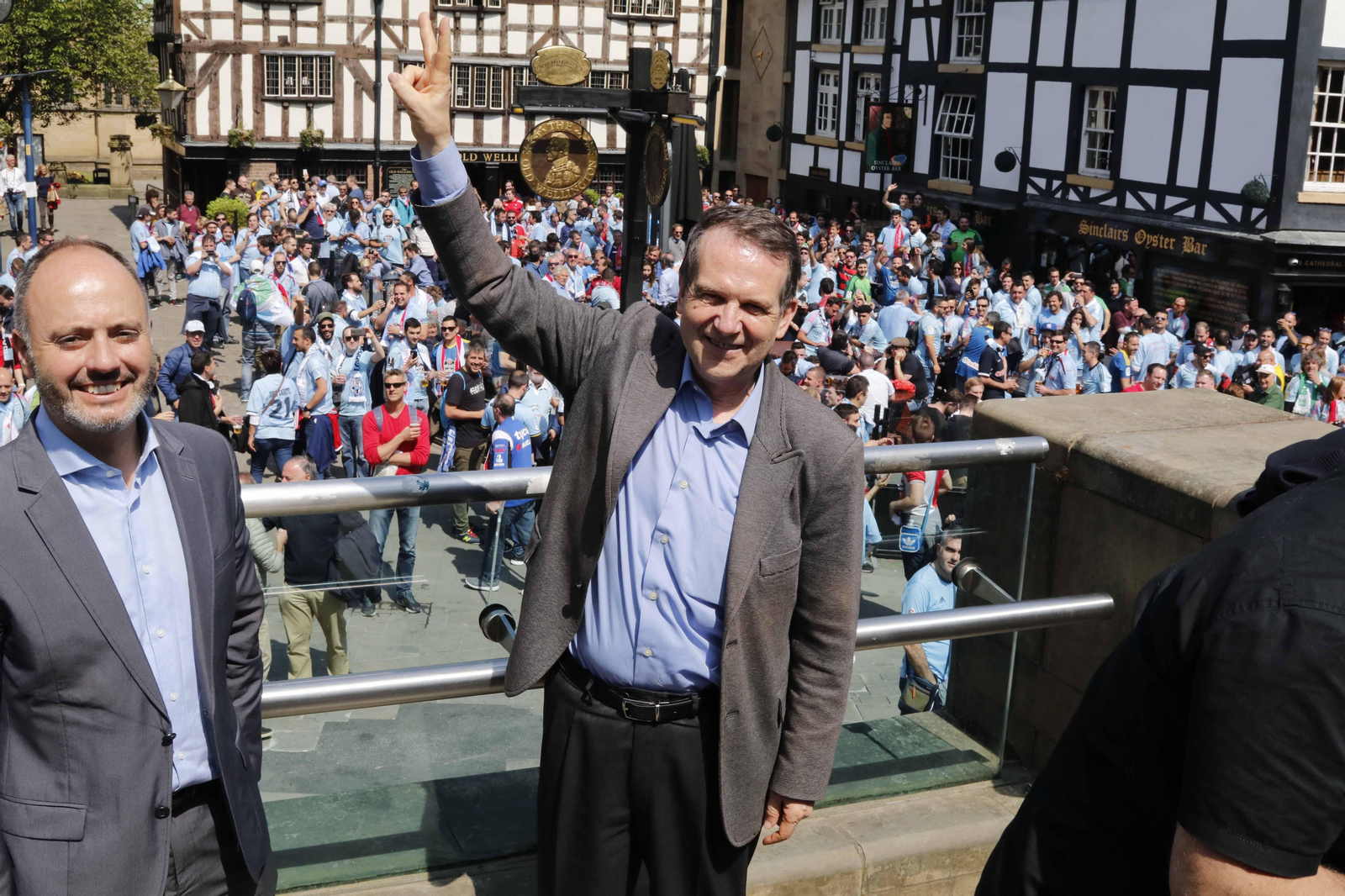 El viaje de la afición celeste a Manchester, el 11 de mayo de 2017. // J.V. Landín