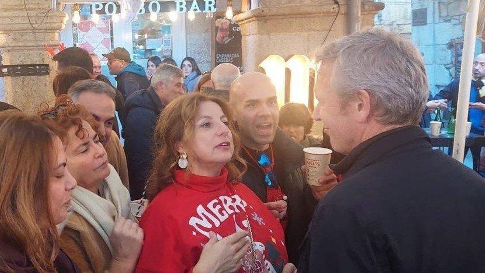 Alfonso Rueda en la Plaza de la Constitución.