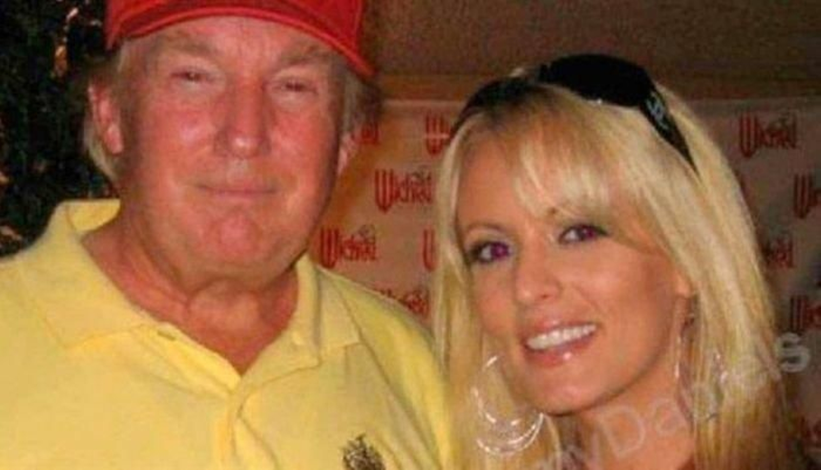 El presidente de Estados Unidos, Donald Trump, y la actriz porno Stormy Daniels.