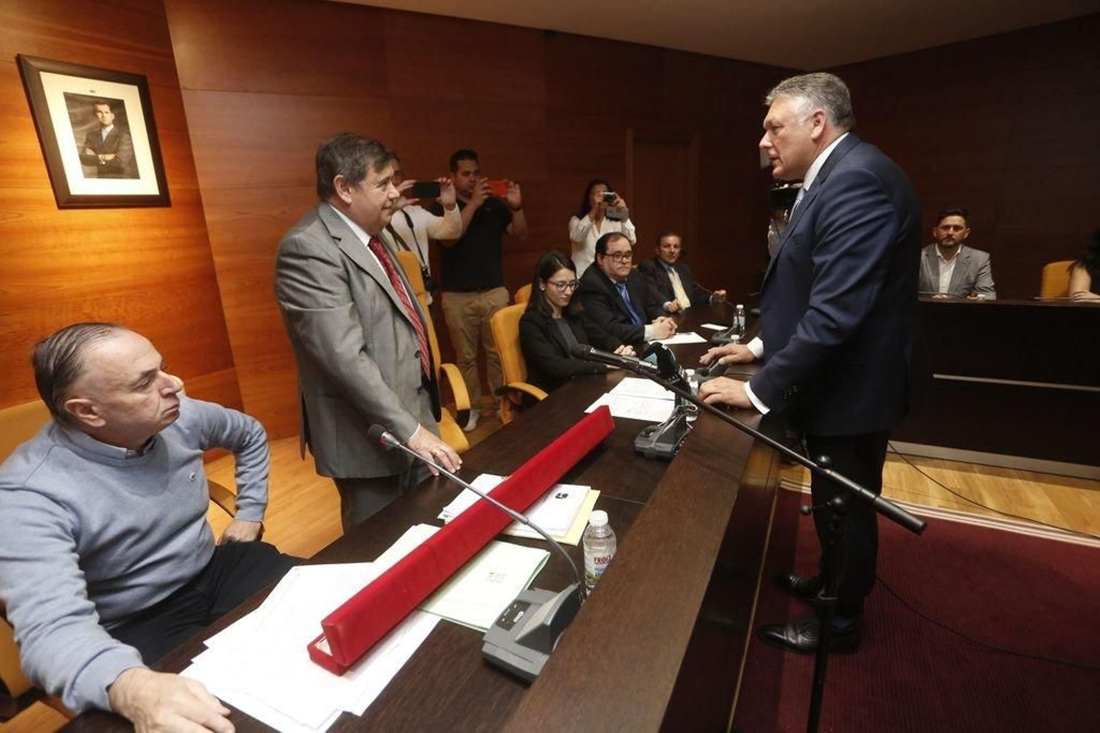 Telmo Martín, ayer, durante la toma de posesión de su cargo como alcalde.