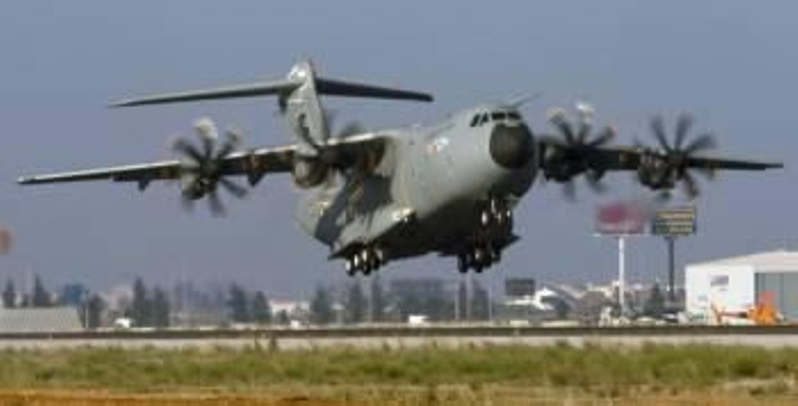 El El A400M, en pleno vuelo.