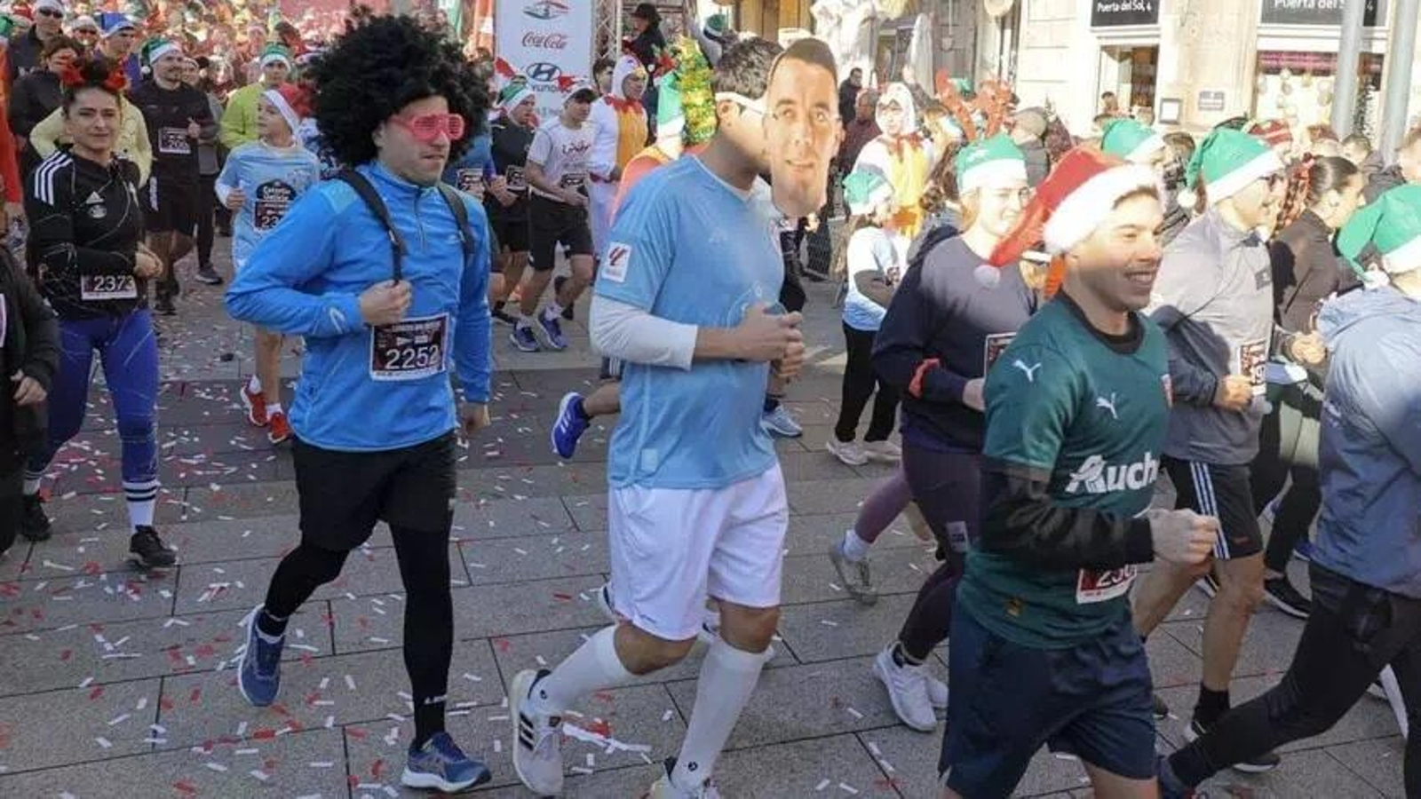 Galería | Vigo corre la San Silvestre 2024 entre multitud de disfraces