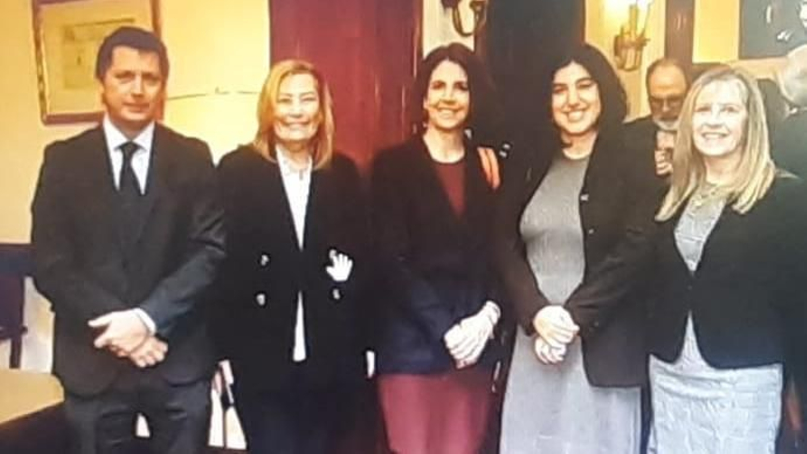 La Delegada de la Xunta en Uruguay, Elvira Domínguez, asistió al almuerzo de consulta del ministro de Medio Ambiente en la Cámara Española de Comercio