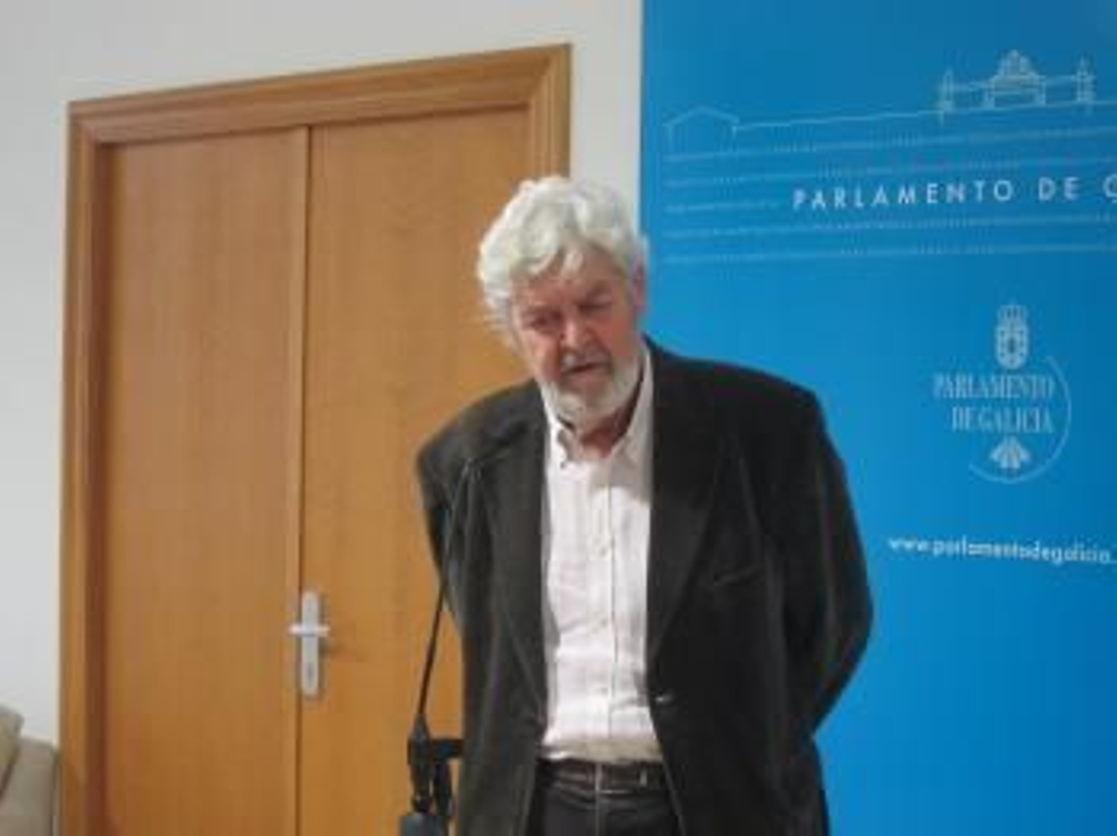 Xosé Manuel Beiras en el Parlamento