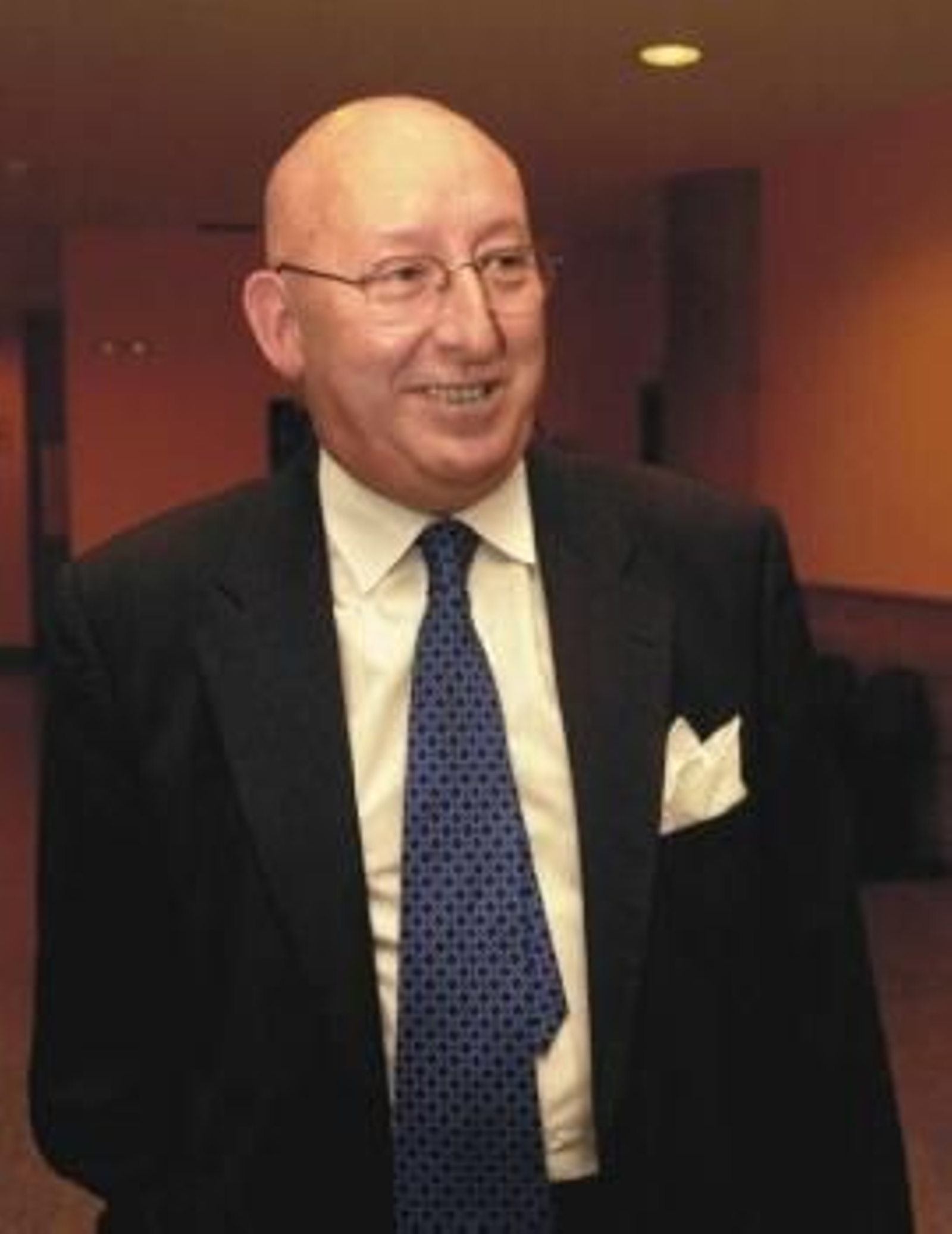 Mauro Varela ha presentado su 'dimisión irrevocable' como presidente de Novacaixagalicia (Foto: Europa Press)