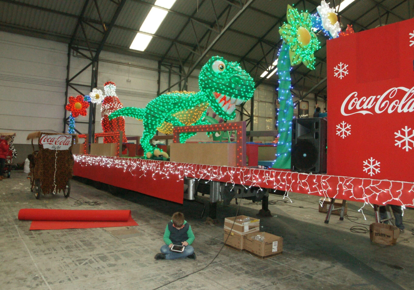 Otras carrozas  optaron por estéticas más infantiles.