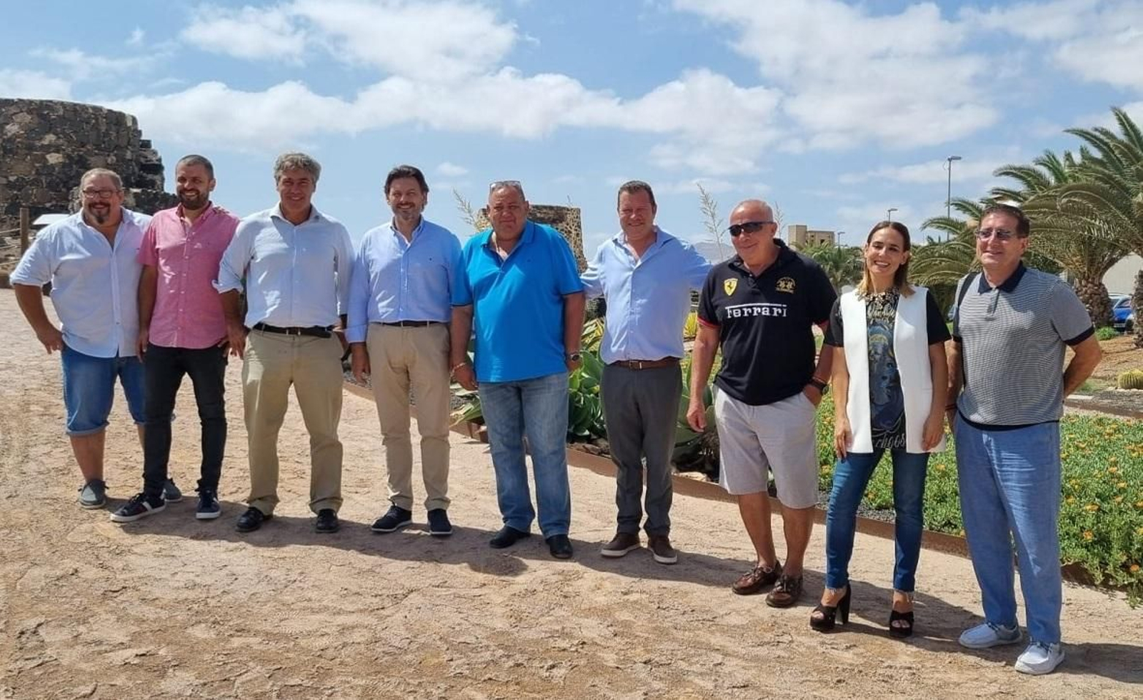 El secretario xeral da Emigración invitó a los miles de gallegos y gallegas que residen en esta isla a incorporarse a esta nueva asociación