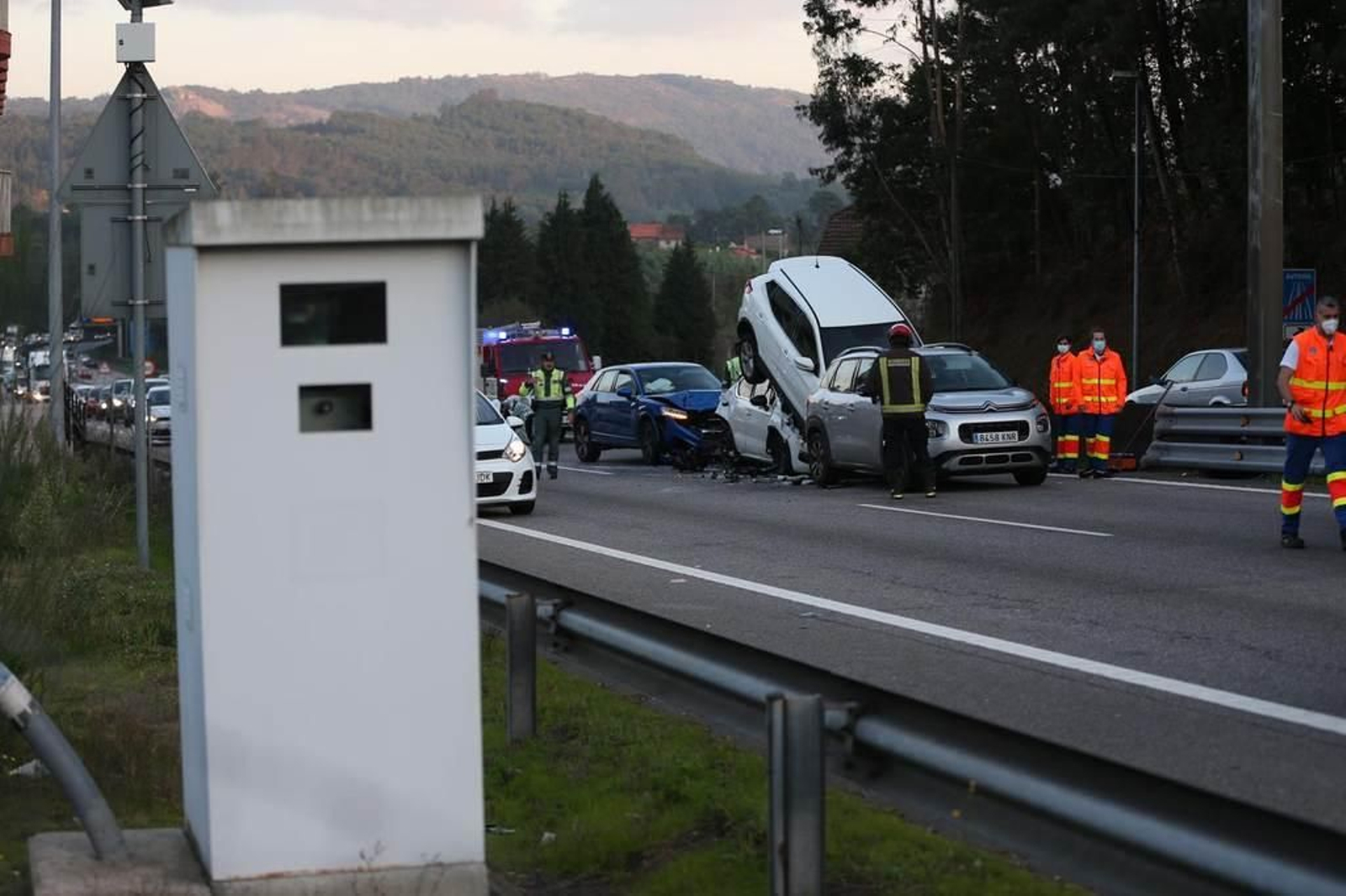 Accidente en la la autovía A55 en Mos 6