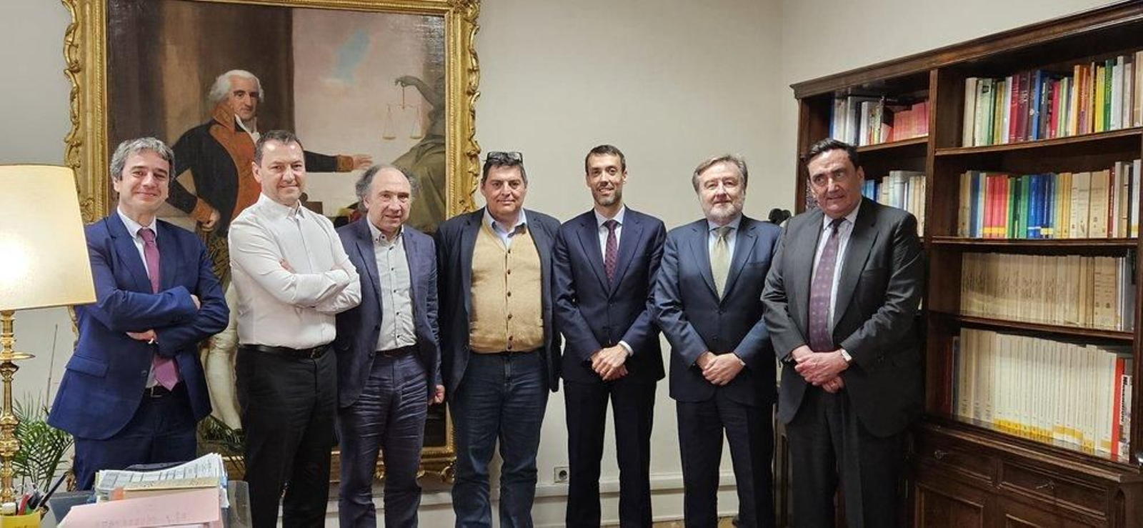 Reunión de representantes del CRE con el director General de Españoles en el Exterior en París el pasado mes de marzo.