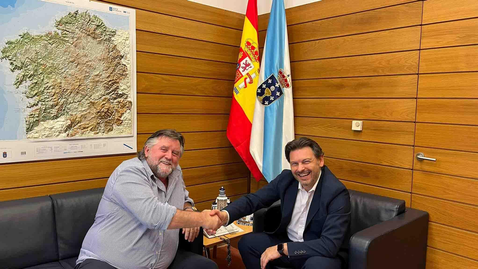 Miranda animó al Centro Gallego de Lucerna a seguir con sus actividades tras la remodelación de sus instalaciones con la ayuda de la Secretaría Xeral da Emigración