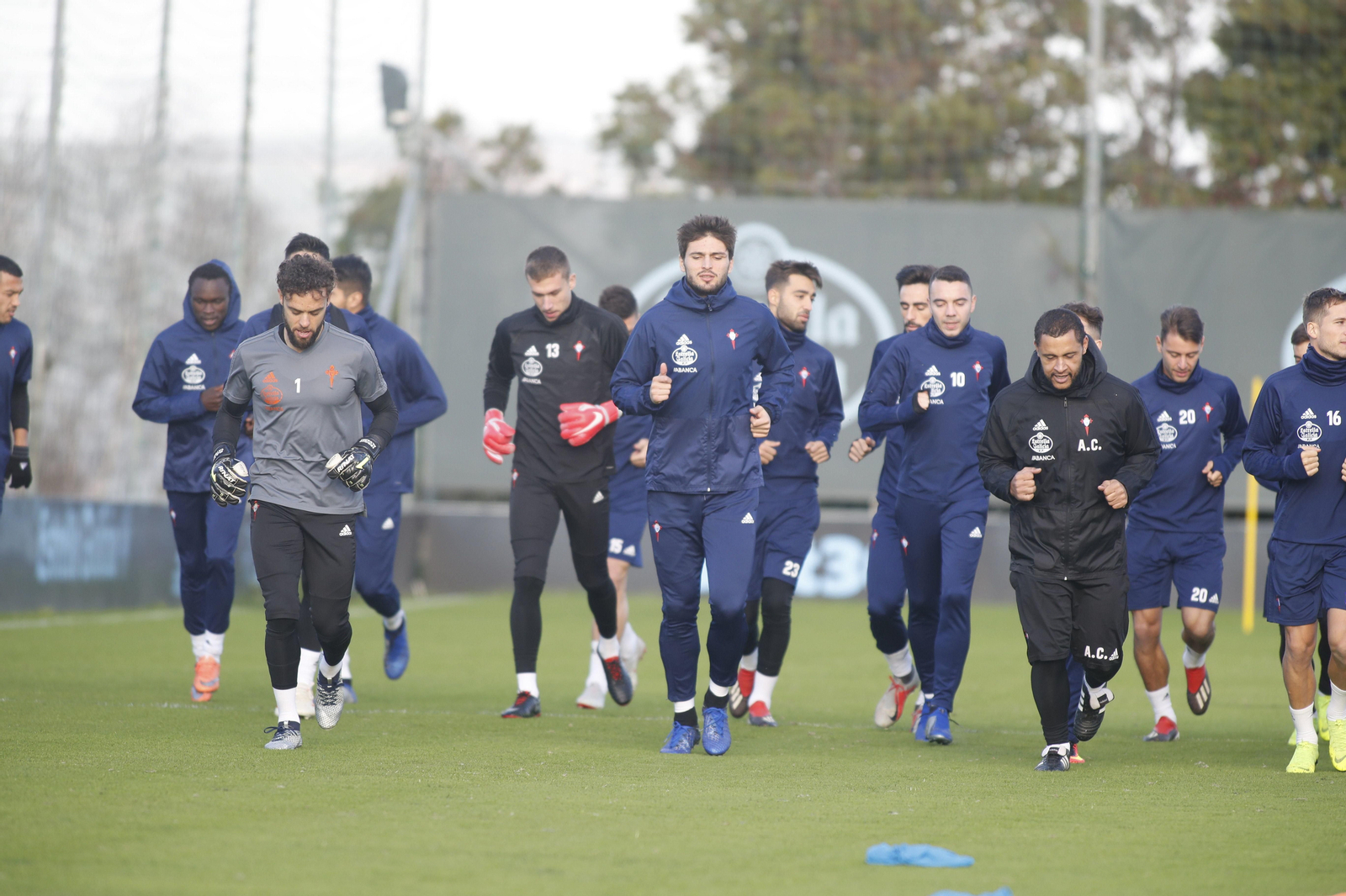 Okay Yokuslu, en el entrenamiento de ayer en A Madroa.